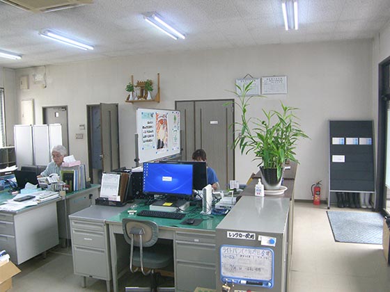 株式会社 東邦 社内
